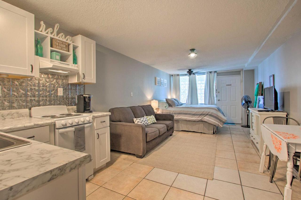 Oceanfront Couples Retreat With Direct Beach Access Apartment Panama City Beach Bagian luar foto