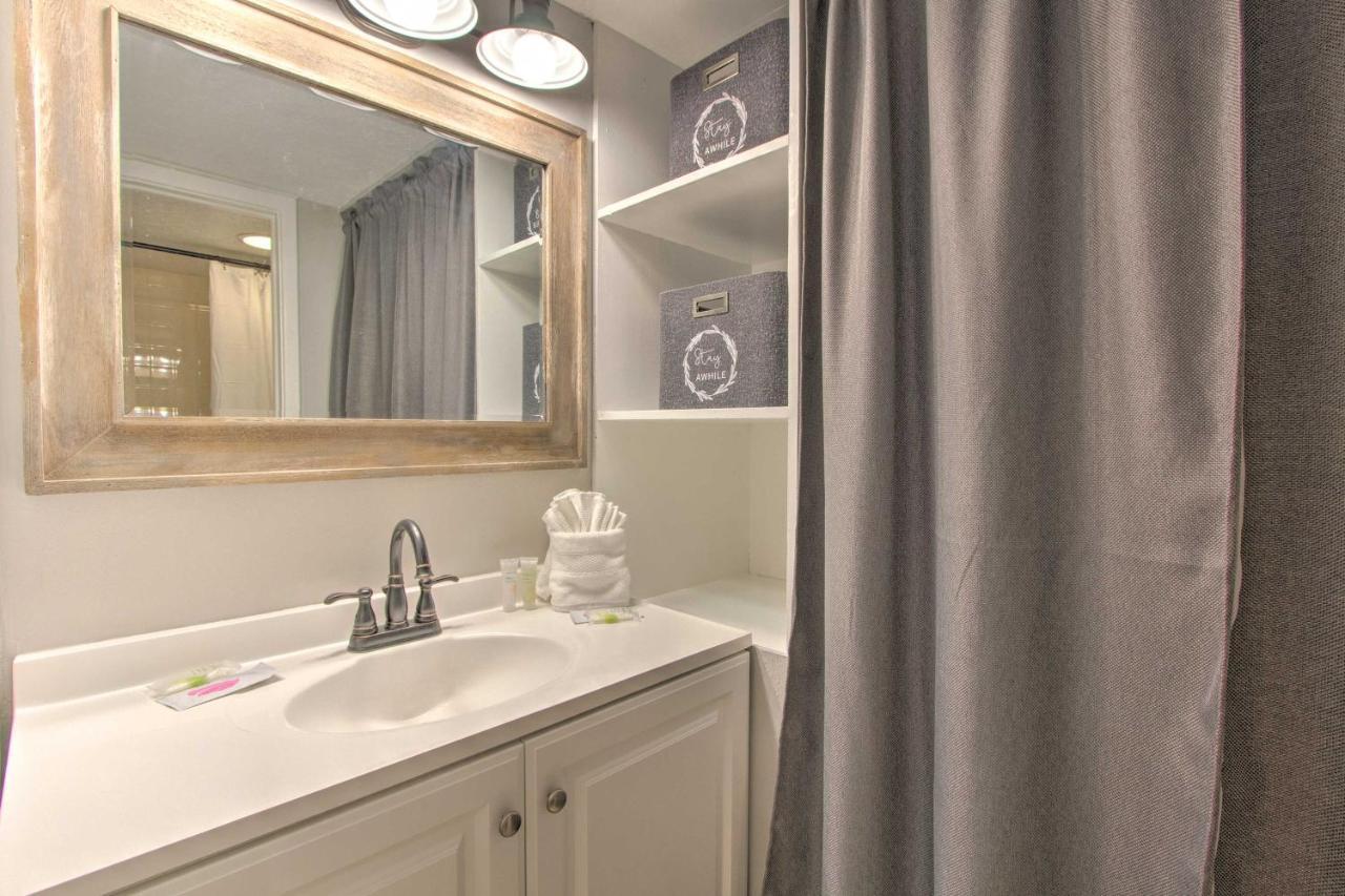 Oceanfront Couples Retreat With Direct Beach Access Apartment Panama City Beach Bagian luar foto